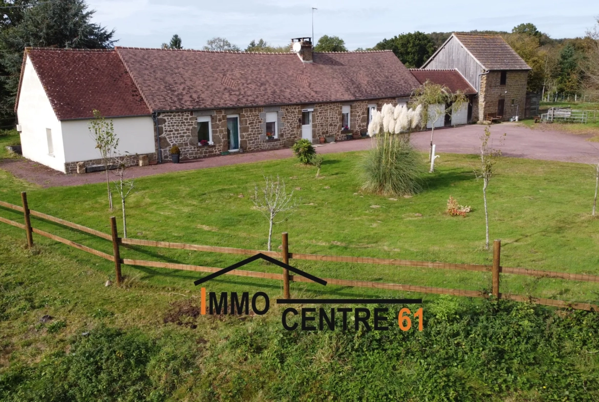 Longère plain-pied à vendre sur 2,6 hectares avec plan d'eau 