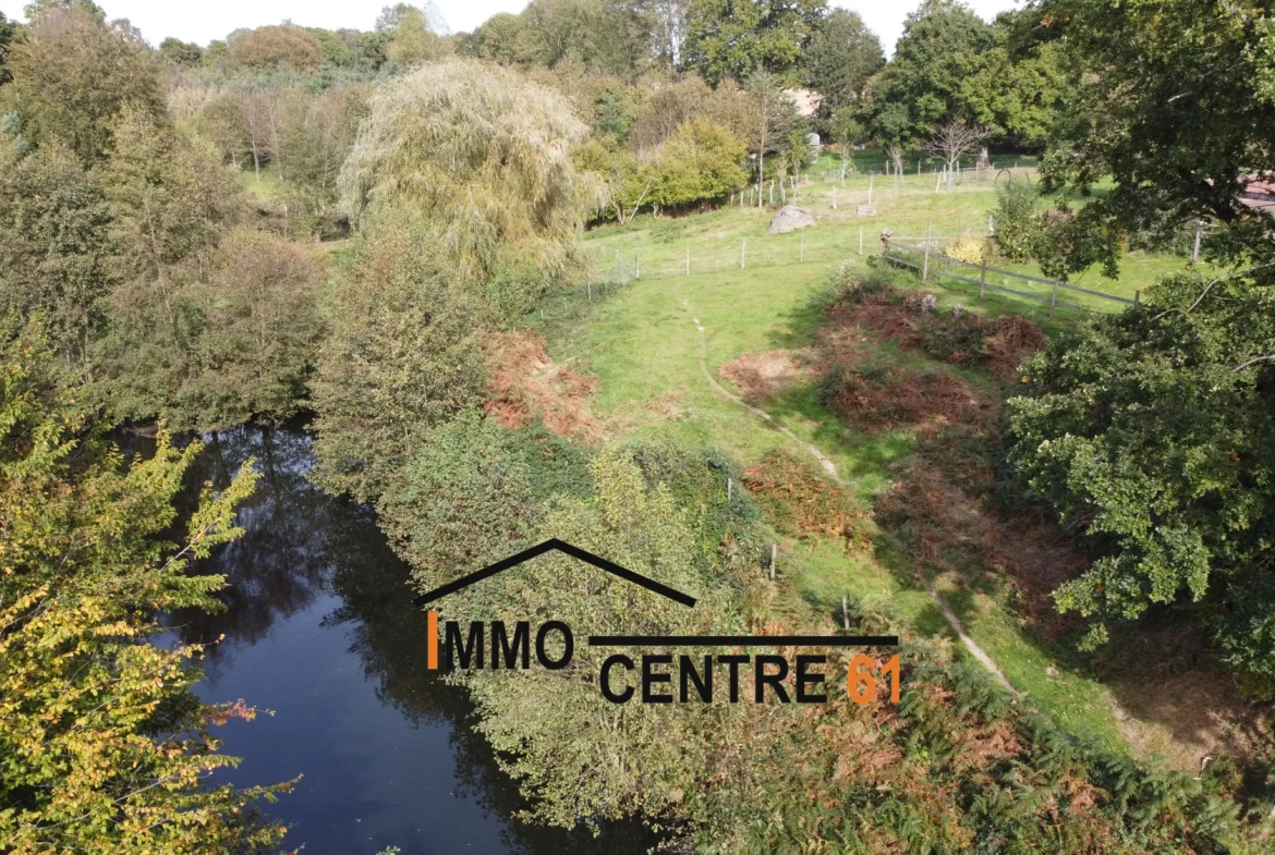 Longère plain-pied à vendre sur 2,6 hectares avec plan d'eau 