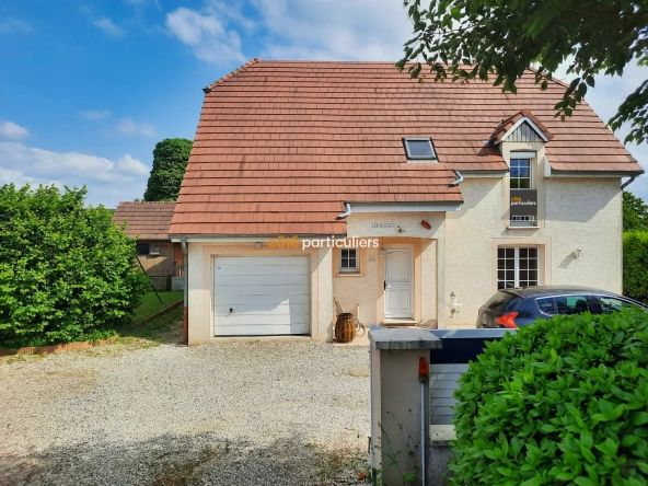 Maison indépendante à Choisey avec 4 chambres et piscine