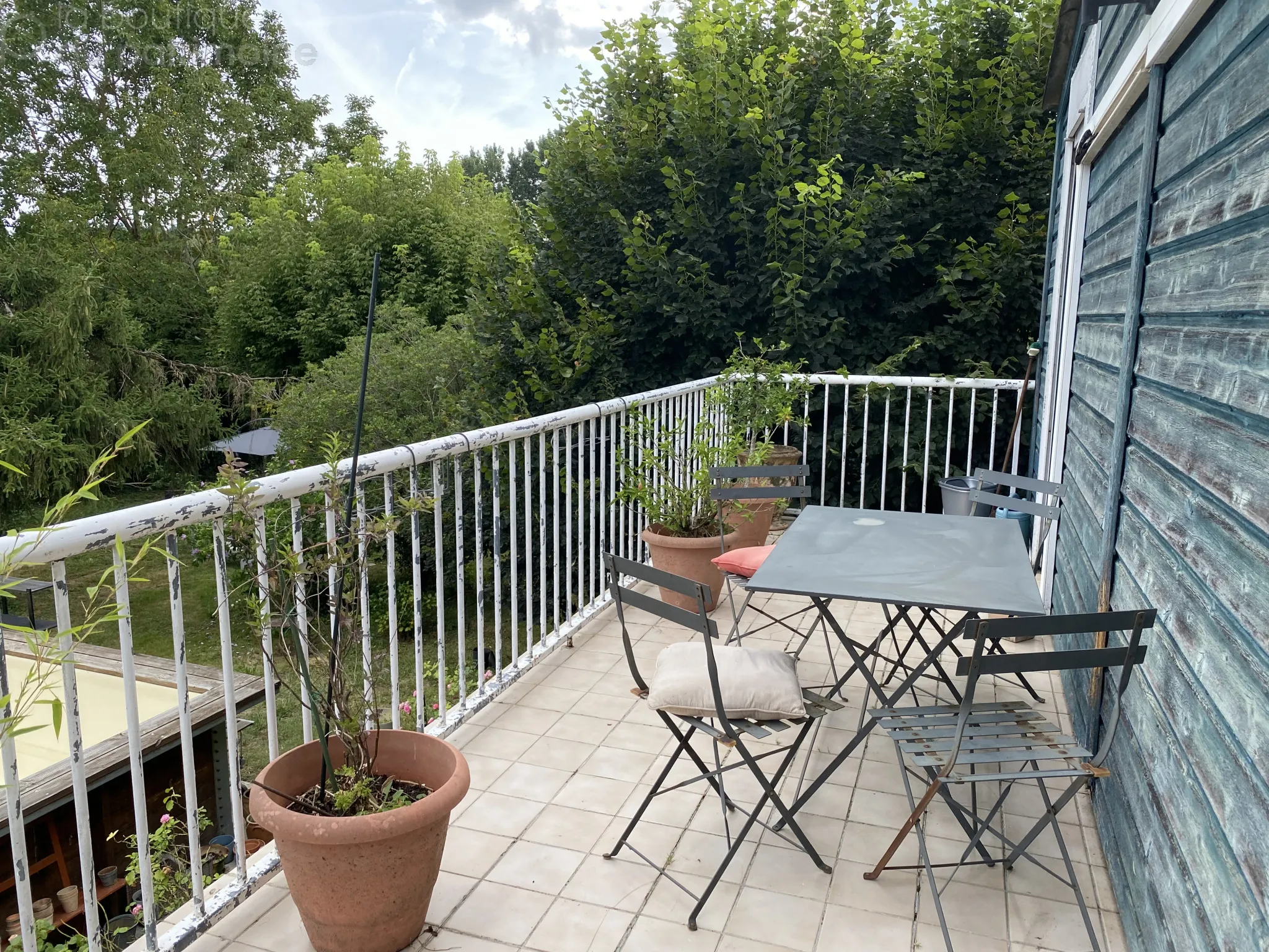 Propriété avec Deux Maisons et Piscine à La Réole 