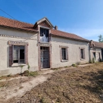 Charmante FERMETTE REGIONALE à rénover avec jardin clos