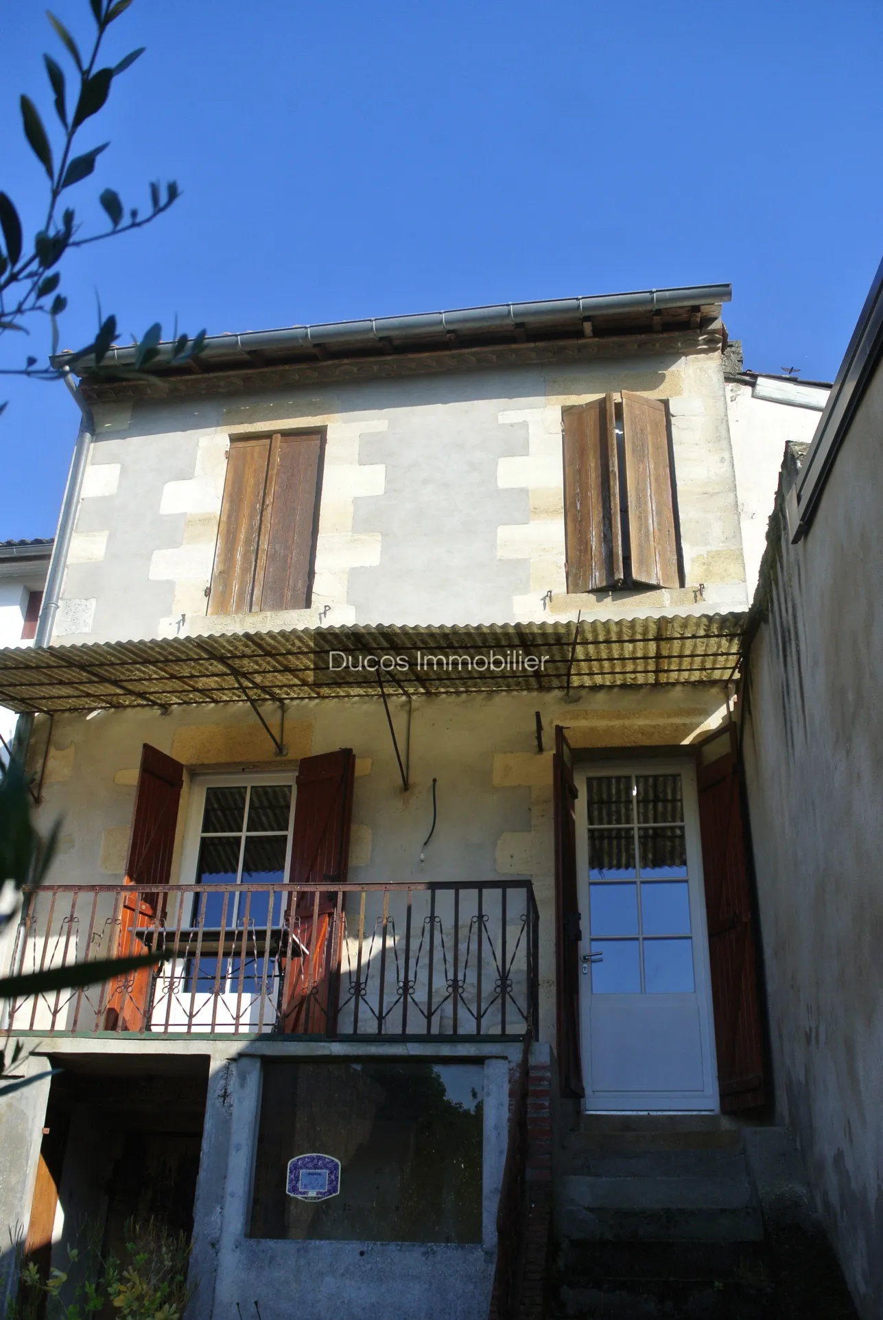 Maison centre Marmande avec cour et garage 