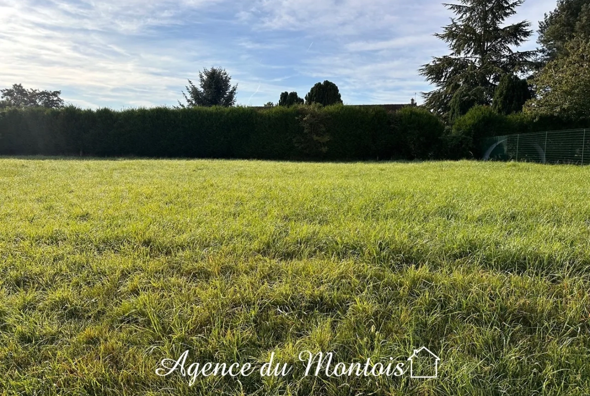 Terrain à bâtir entre Provins et Villiers Saint Georges 