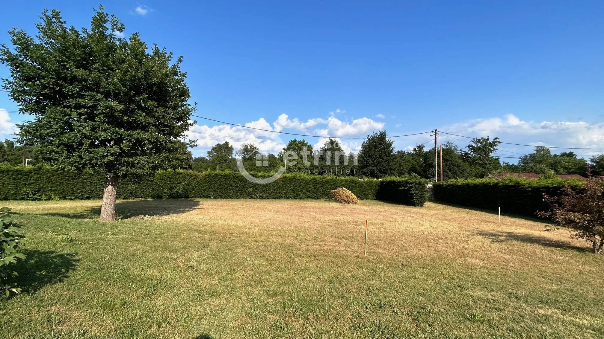 Terrain à bâtir de 707m2 à Lezoux 