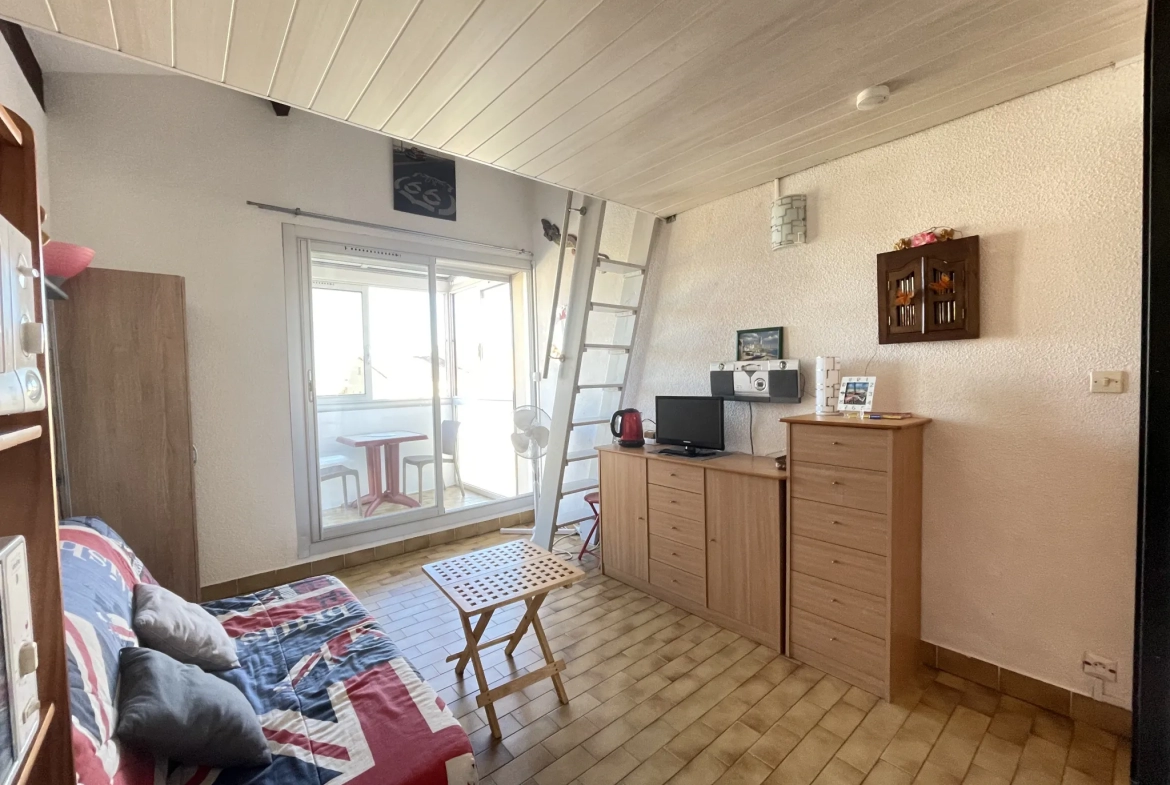 Studio avec petite vue mer et parking à Le Cap d'Agde 