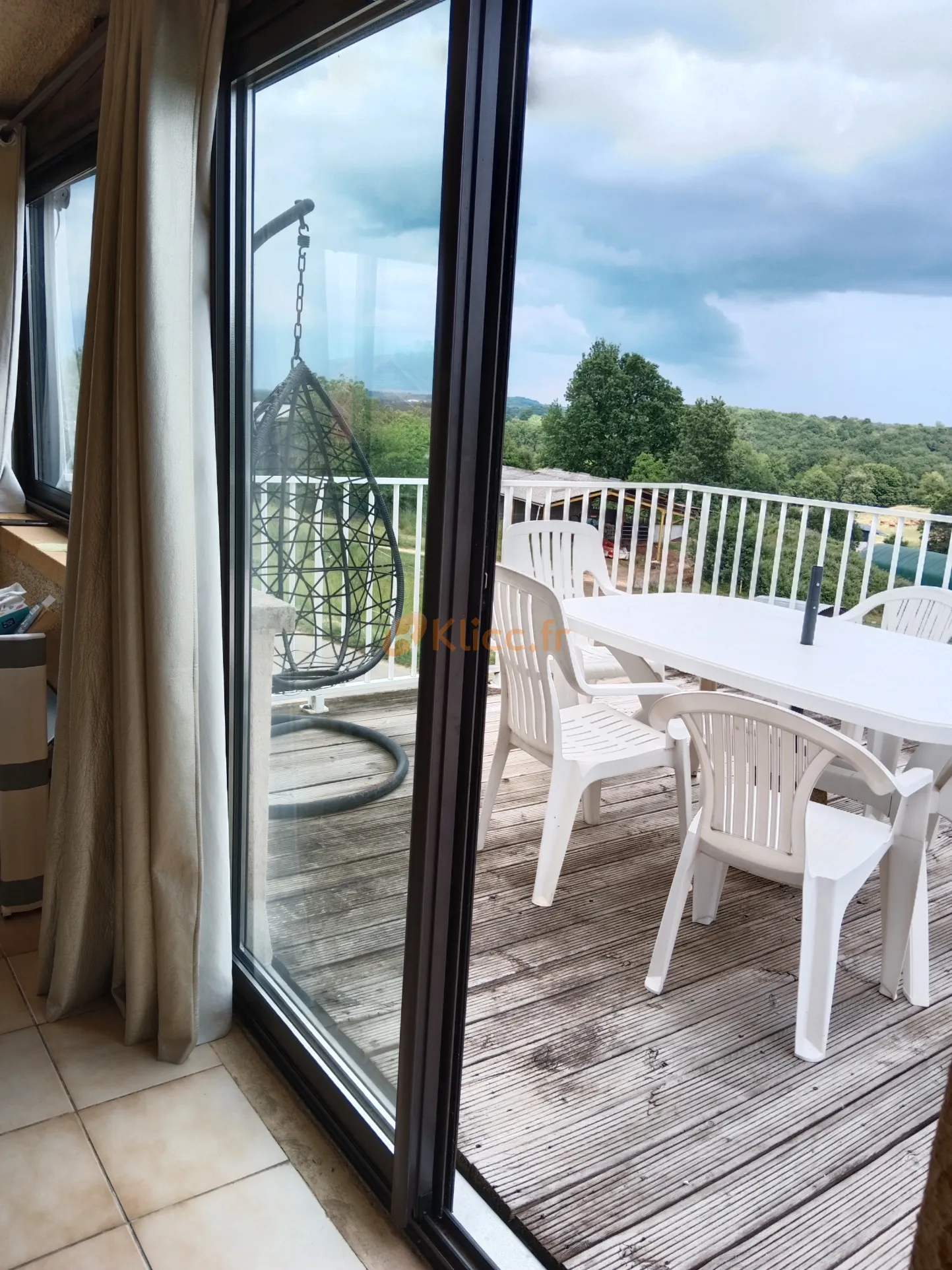 Appartement T2 à Saint-Geniès (24590) avec terrasse et piscine 