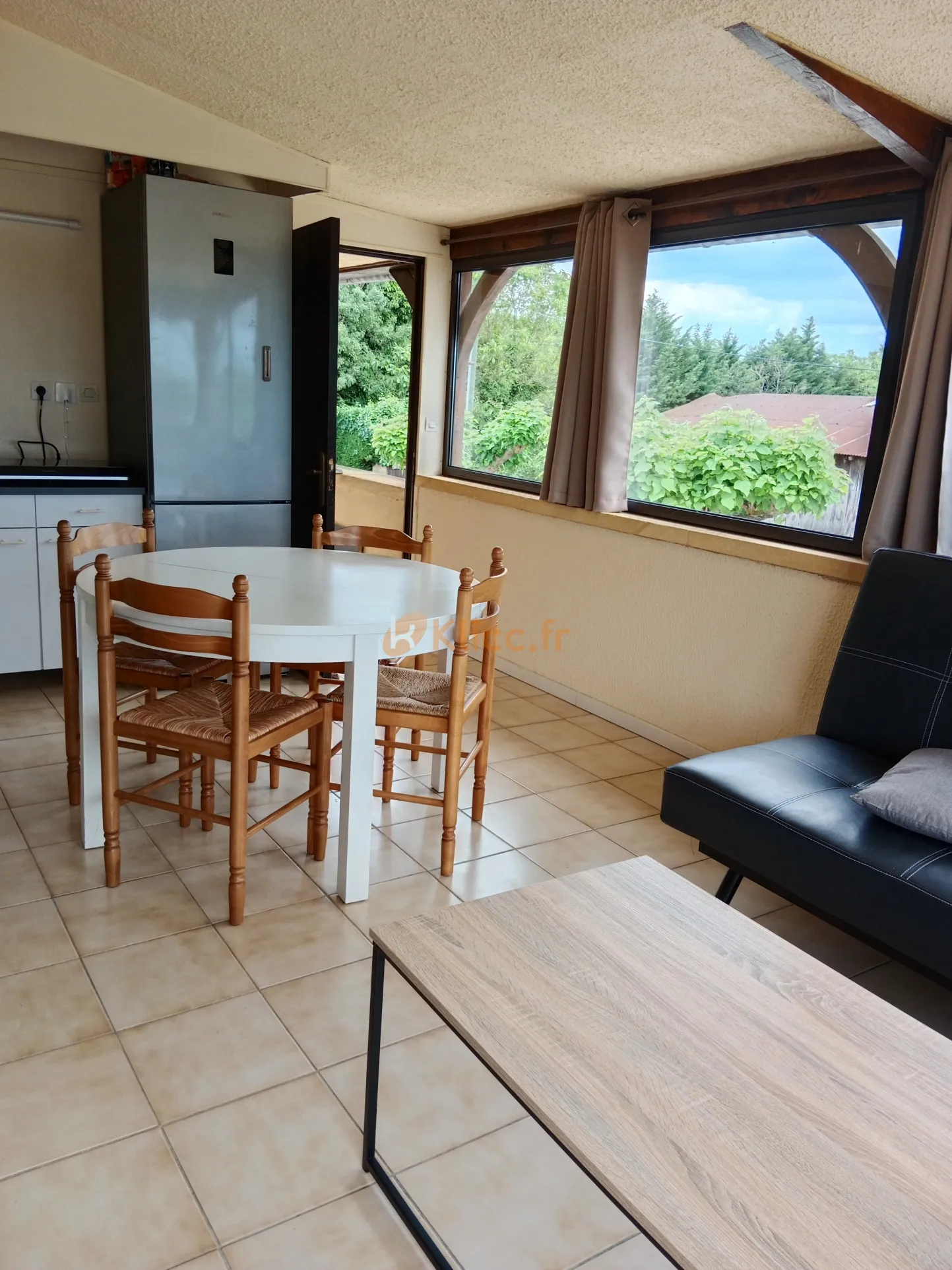 Appartement T2 à Saint-Geniès (24590) avec terrasse et piscine 