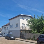 Grande maison à rénover avec jardin et garage à Nancy