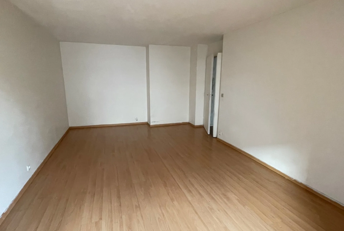 Appartement 2 pièces en vente à Courcouronnes 