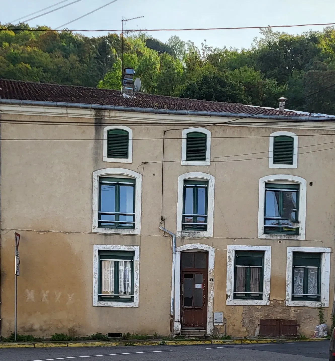 Immeuble de rapport à rénover à St mihiel 