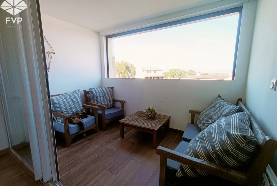 Appartement Lumineux T5 à Hyeres-les-palmiers 