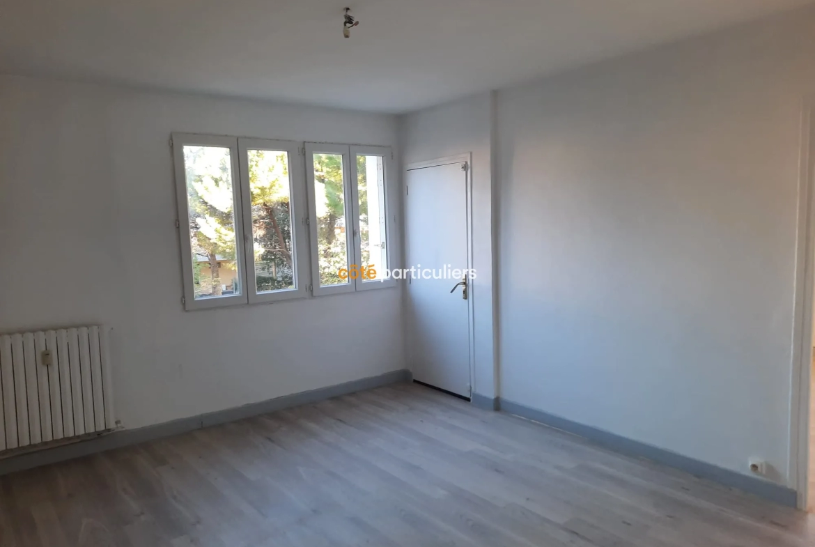 Appartement F3 proche toutes commodités à Draguignan 