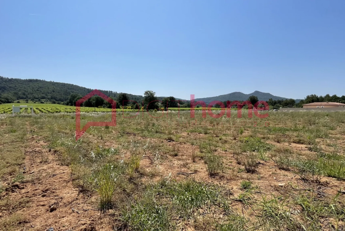 Terrain à bâtir de 1200m2 à La Crau 