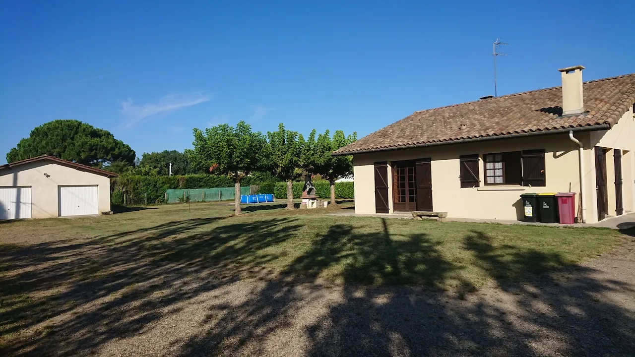 Maison lumineuse de 135 m2 à Preignac 