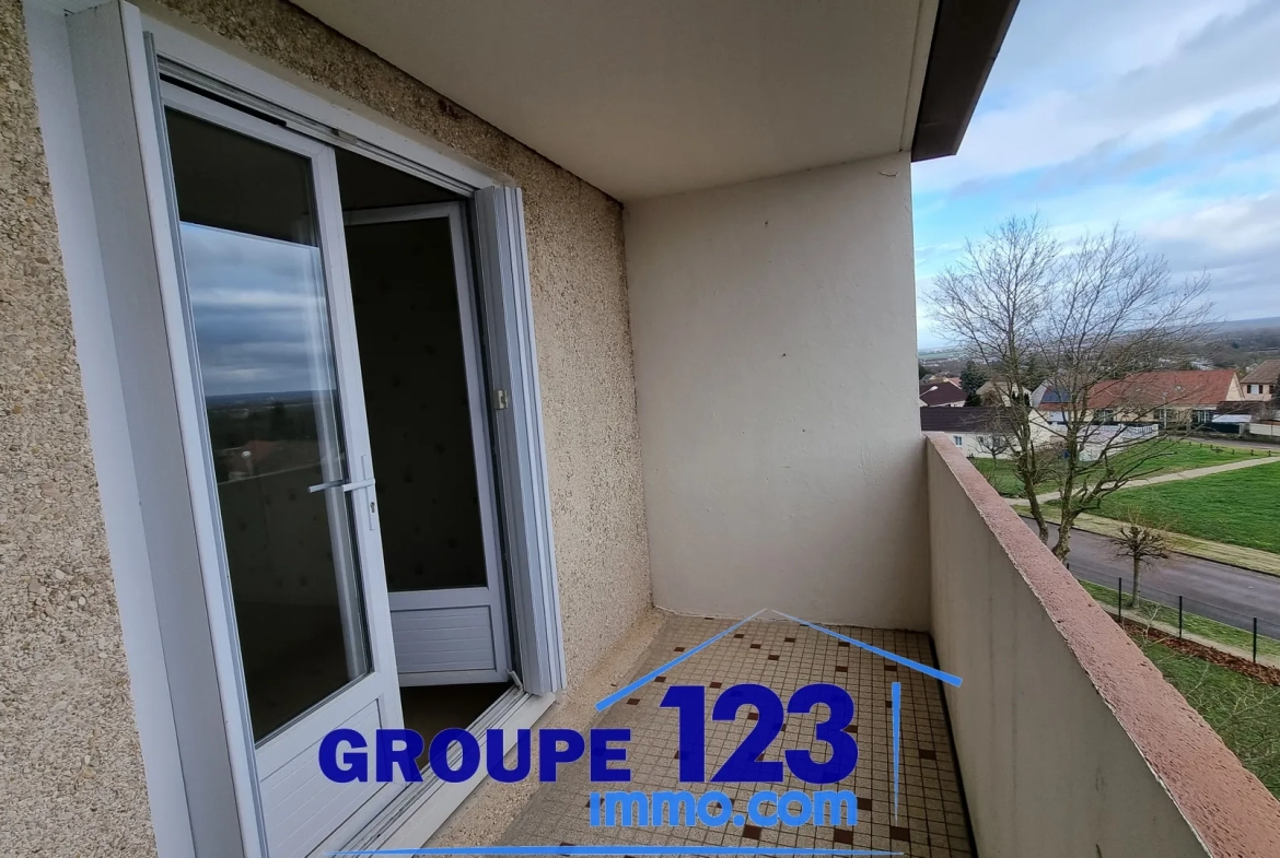 Secure Residence with Elevator - St Florentin - Apartment for Sale 