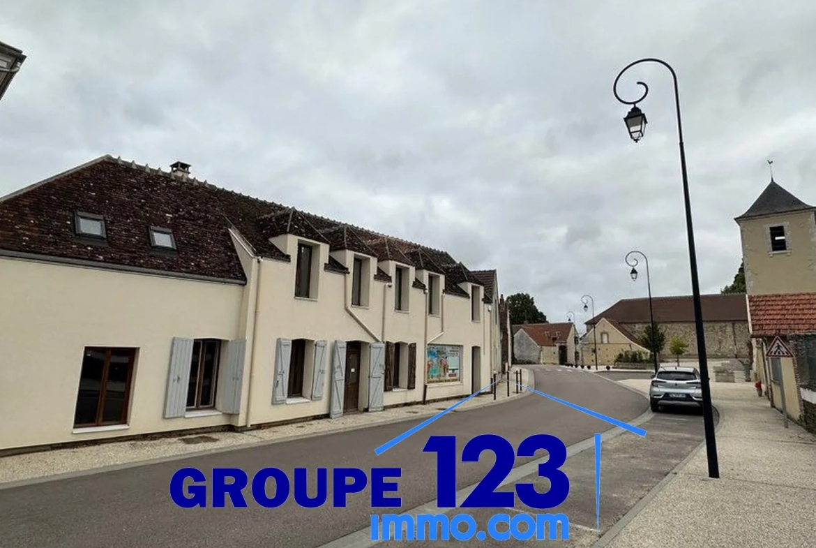 Maison atypique de 270 m2 habitable à Branches, Yonne - Groupe123Immo 