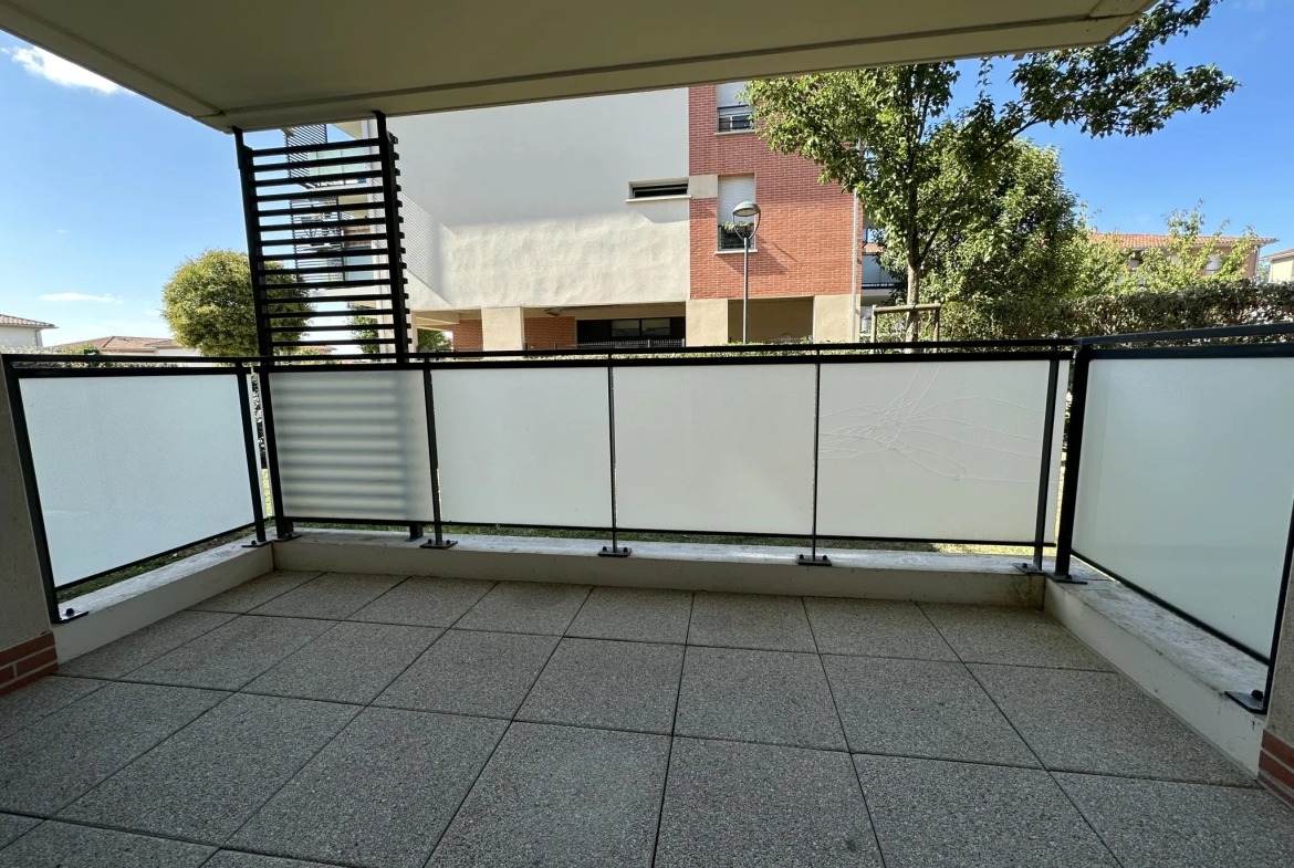 Appartement T2 de 41.5 m2 avec terrasse à Gratentour 