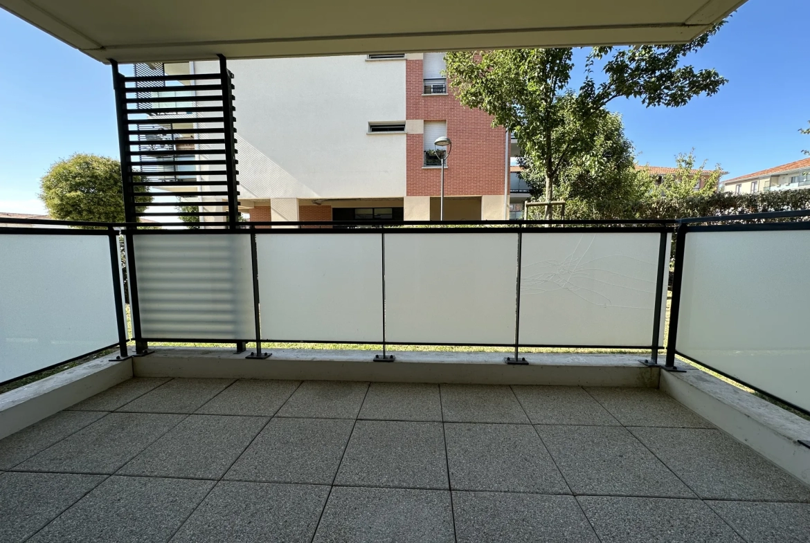 Appartement T2 de 41.5 m2 avec terrasse à Gratentour 