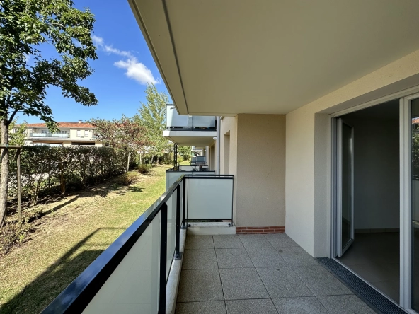 Appartement T2 de 41.5 m2 avec terrasse à Gratentour