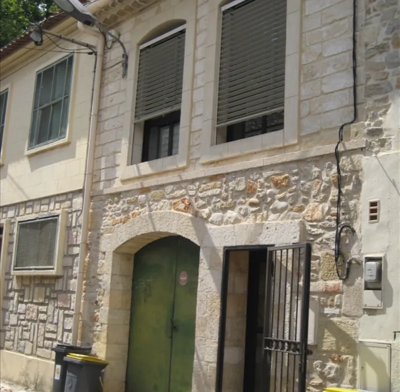 Maison de ville T2 mezzanine à Marsillargues 