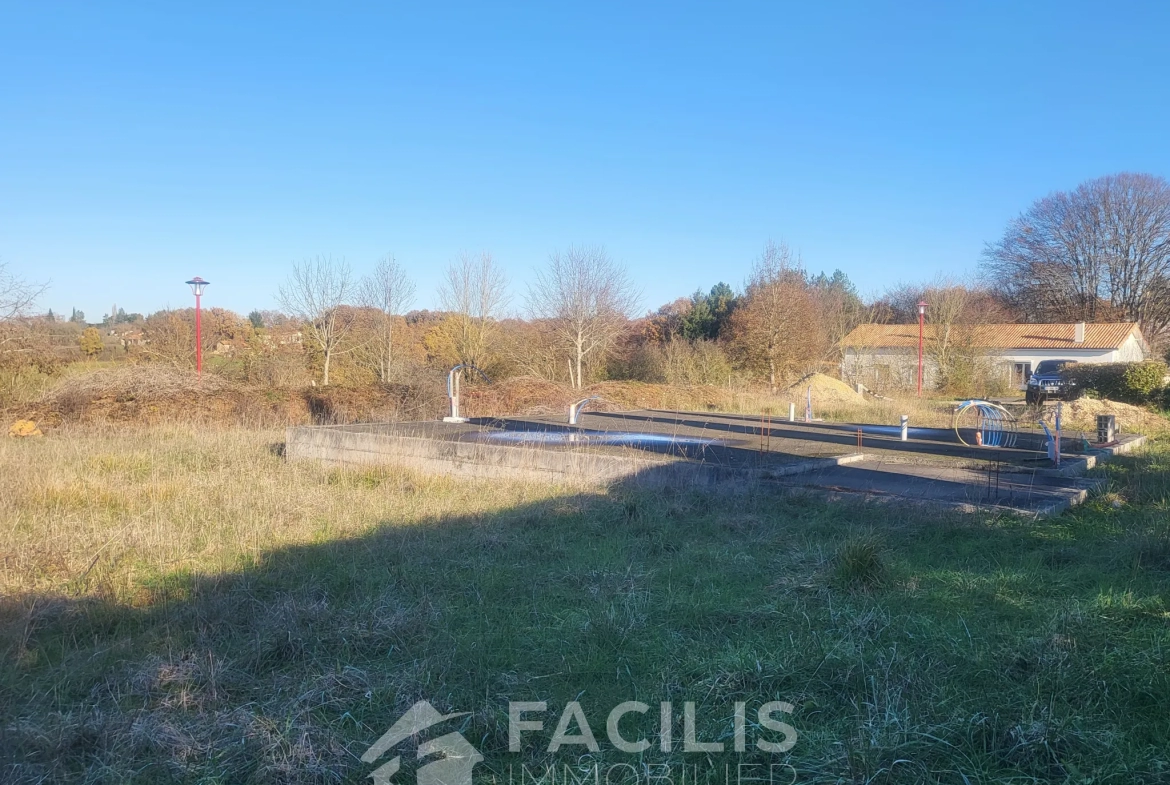 Terrain à bâtir à Mainzac, à 30 minutes d'Angoulême 