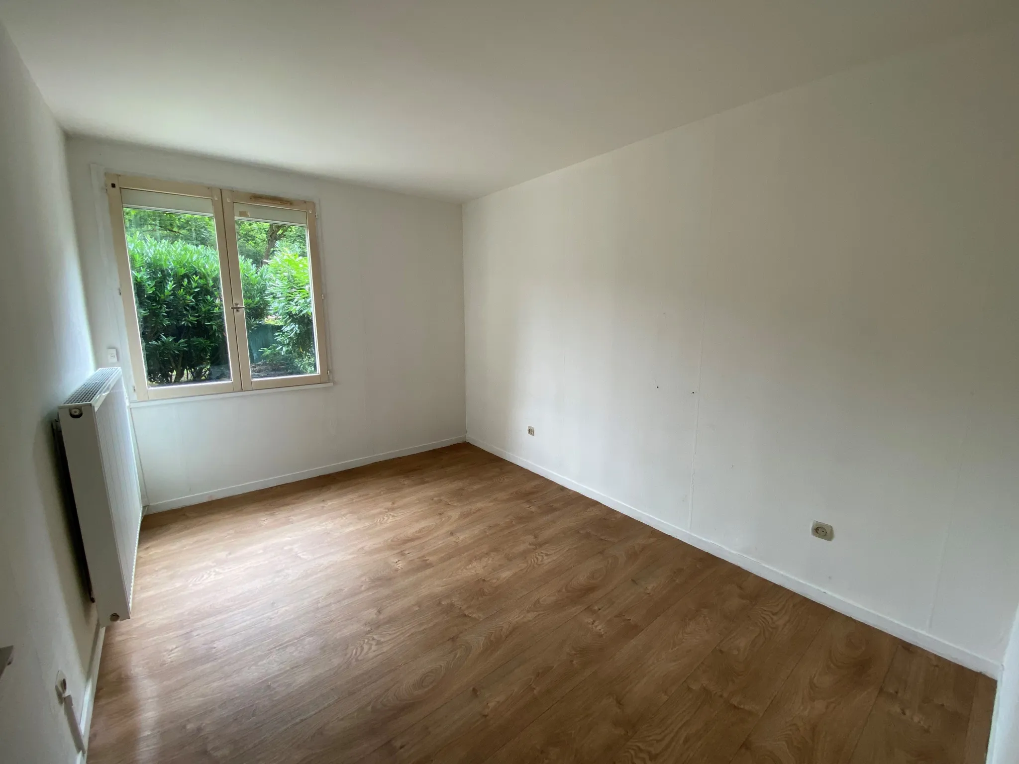 Grand appartement avec 2 chambres à Évry 