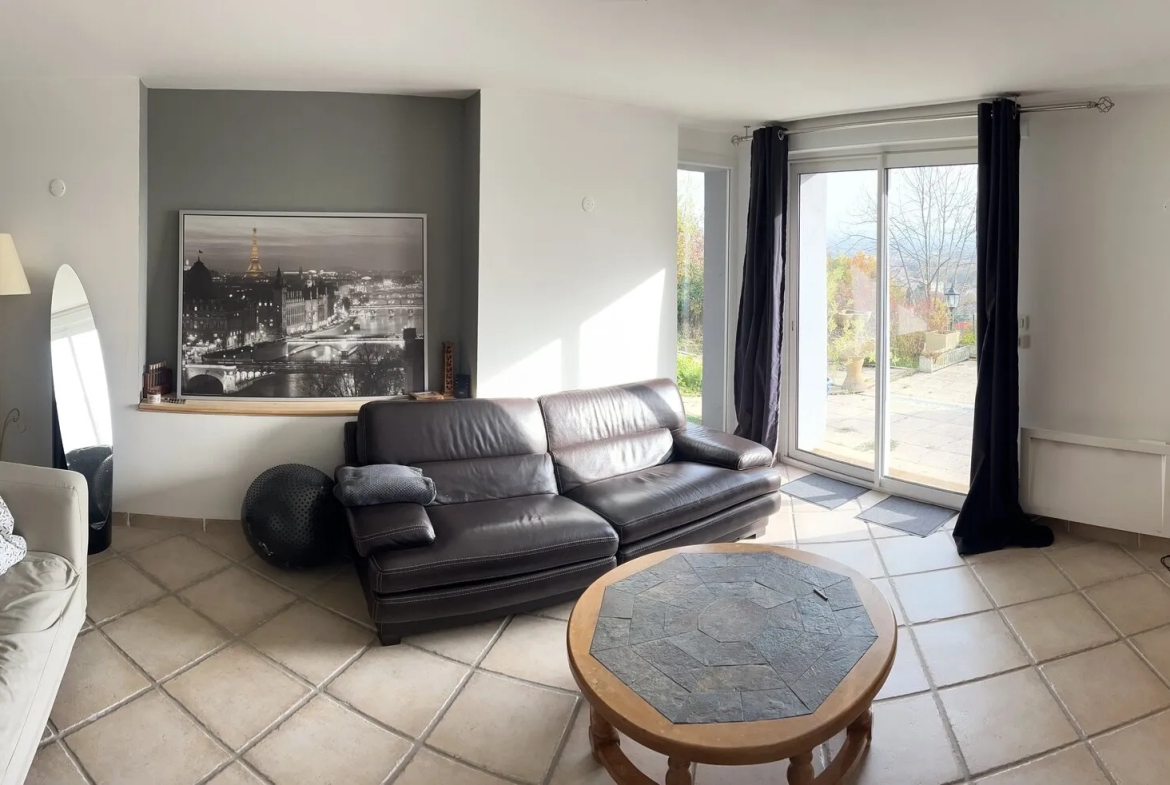 Maison avec vue panoramique à Châtel Guyon - 115 m2 