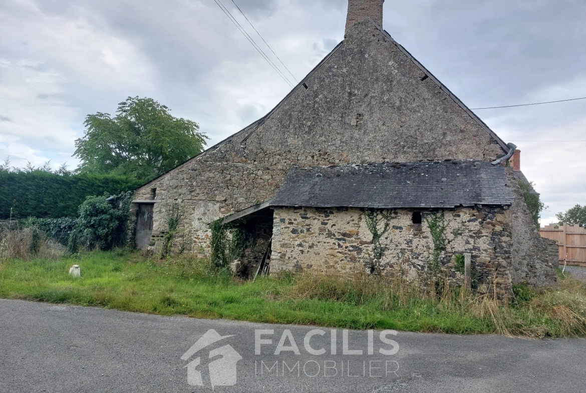 Maison à réhabiliter totalement à St Georges sur Loire 