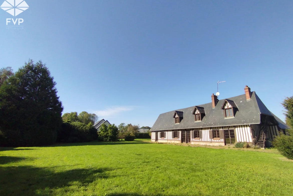 SECTEUR LUNERAY - Longère de caractère 175 m2, plus de 5.000 m2 de terrain et grandes dépendances. 