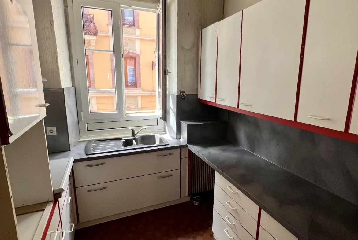 BELFORT - Au cœur de la Vieille Ville Appartement T4 de 91m2 