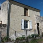 Ensemble de deux maisons à rénover avec dépendances troglodytiques à Chinon