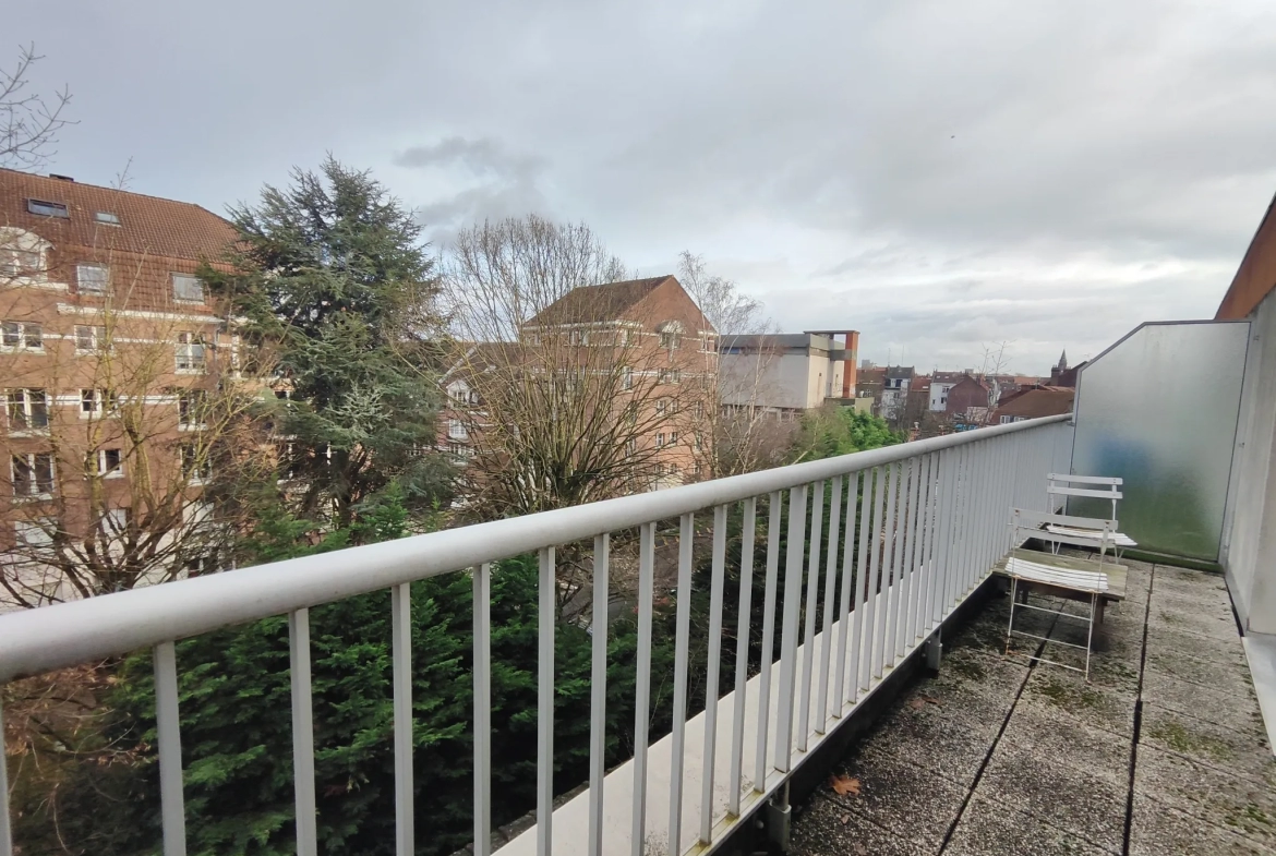 Studio à Lille avec Balcon Exposé 