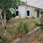 Maison de village charentaise à Meursac, Charente-Maritime