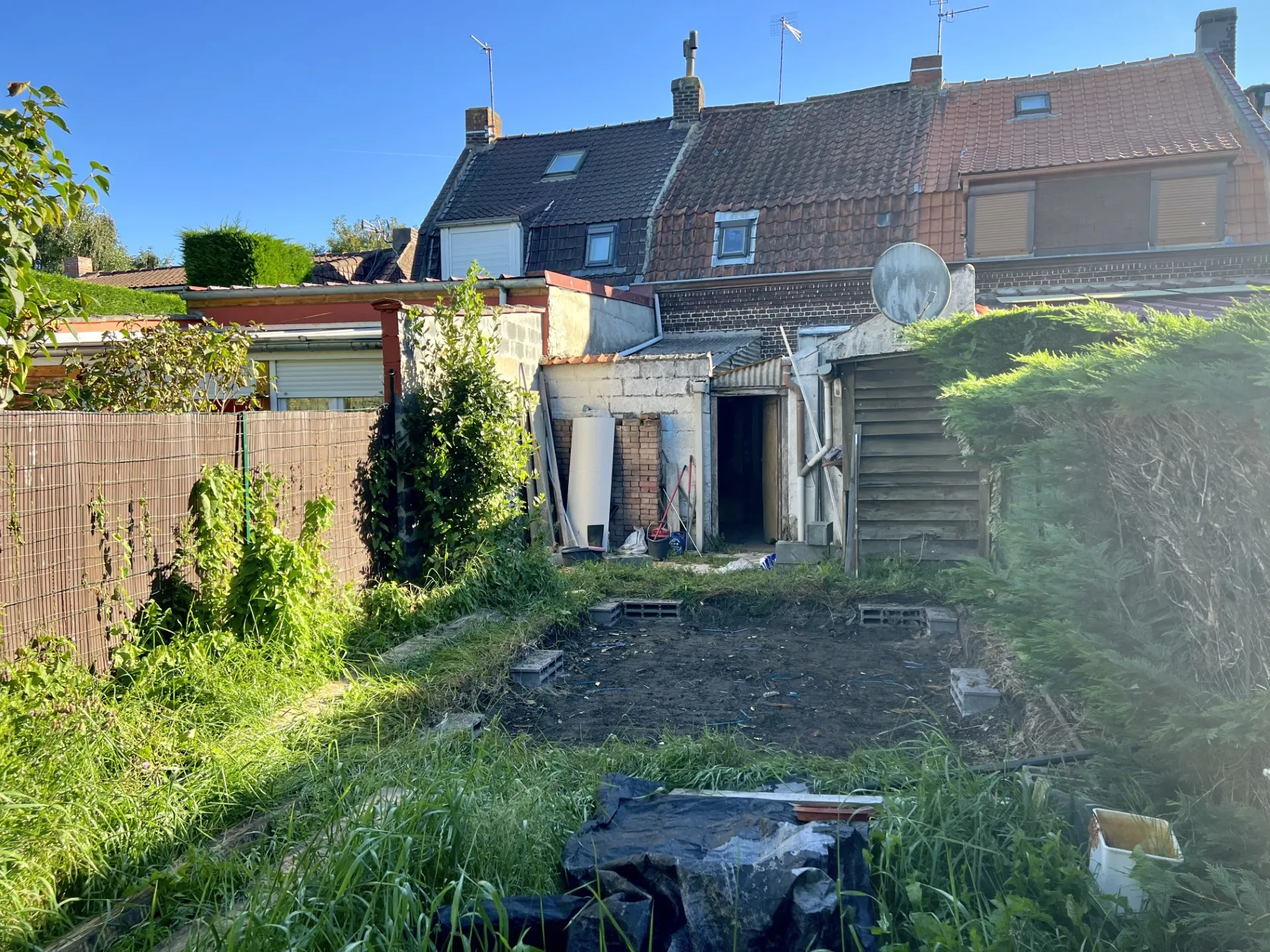 Belle semi-flamande à conforter, jardin 150 m2, top secteur 