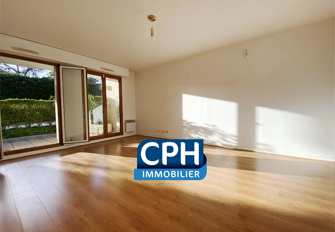 Vente - Appartement 2 pièces avec jardin à LE PLESSIS-ROBINSON 