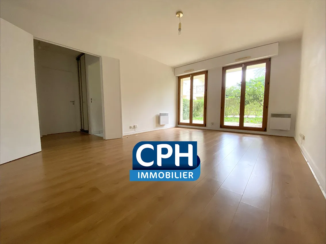 Vente - Appartement 2 pièces avec jardin à LE PLESSIS-ROBINSON 