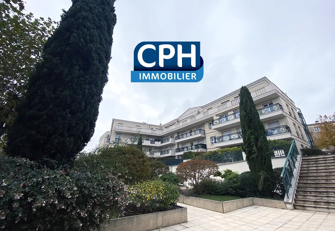 Vente - Appartement 2 pièces avec jardin à LE PLESSIS-ROBINSON 