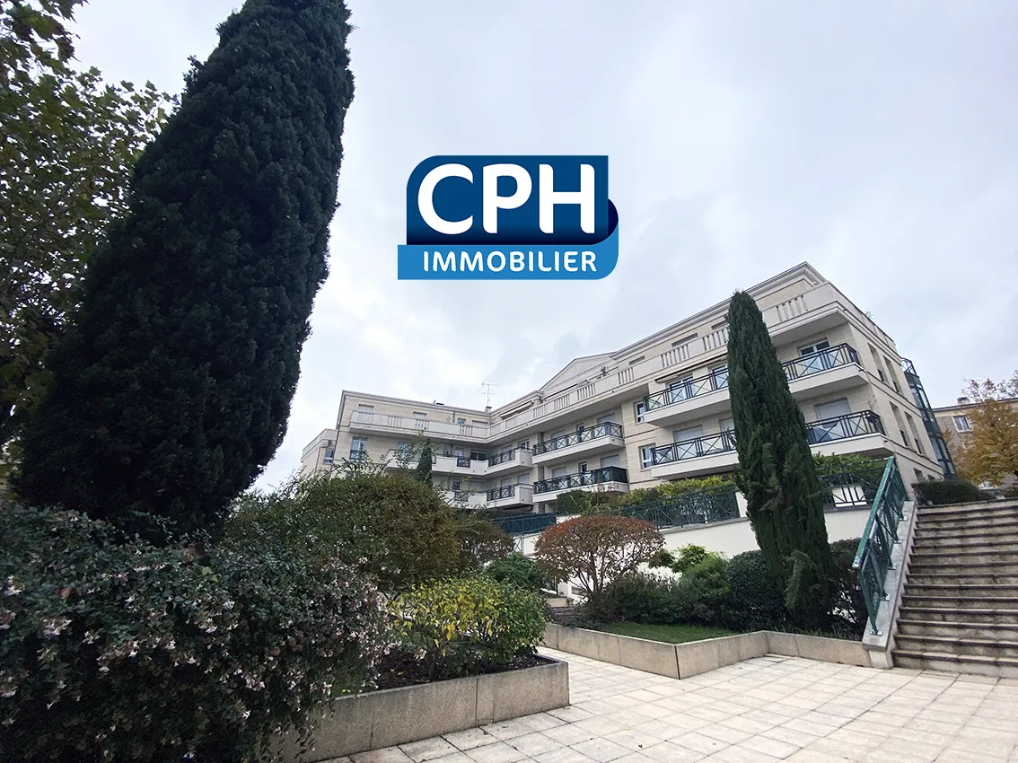 Vente - Appartement 2 pièces avec jardin à LE PLESSIS-ROBINSON 