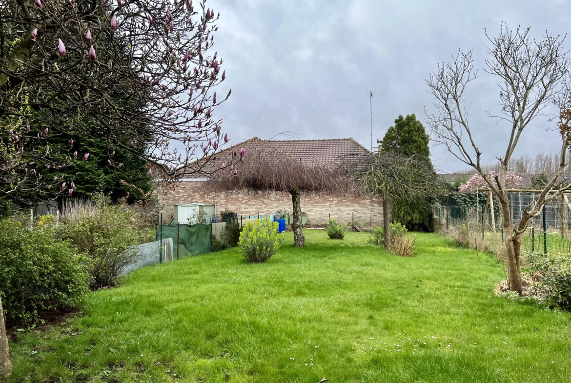 Large Flamande avec jardin à Wattrelos - Métropole Lilloise 