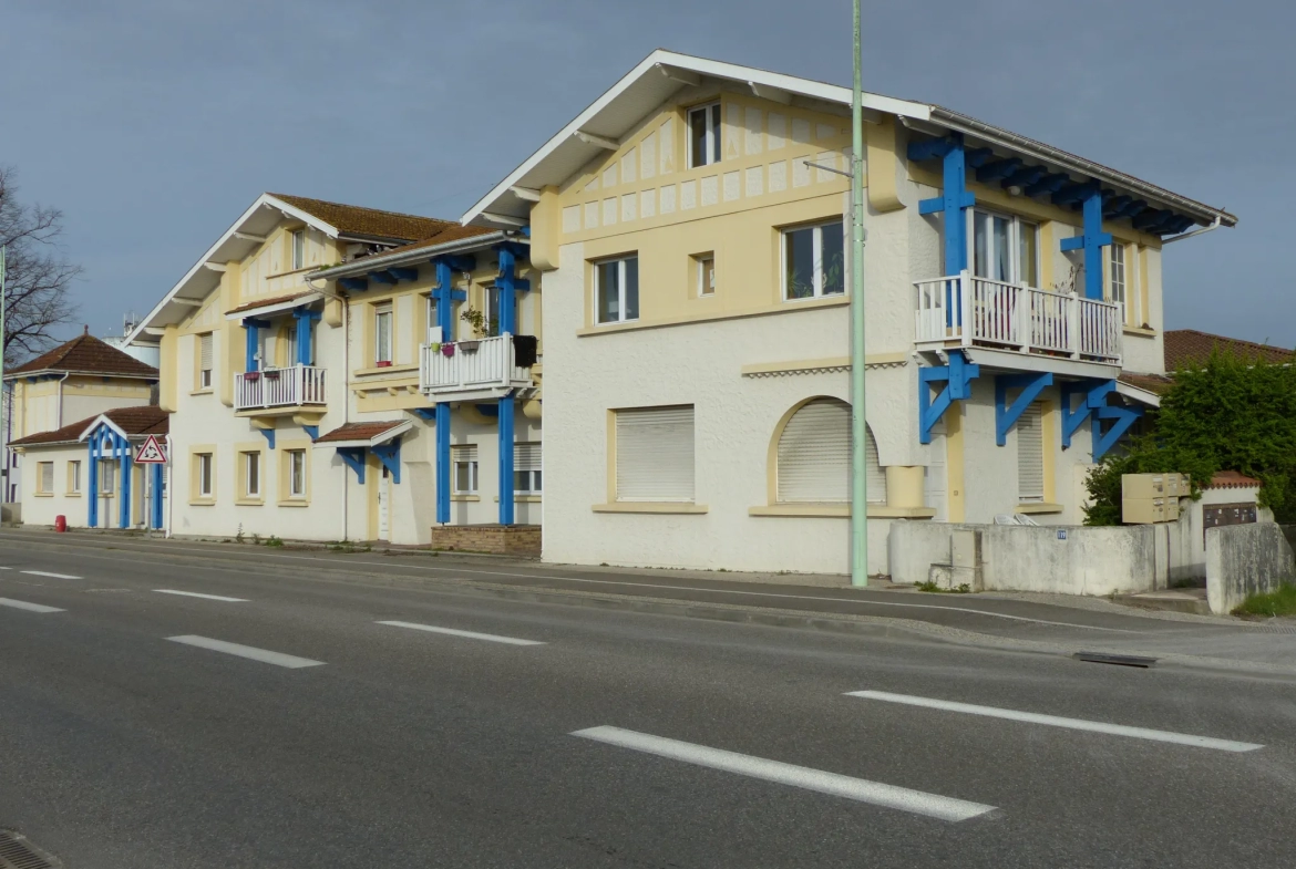 Appartement au dernier étage - Cellier privé - Biganos centre 