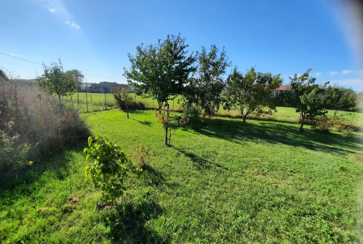 Maison Charentaise à Epargnes, Proche Cozes - 3 chambres - Grand jardin 