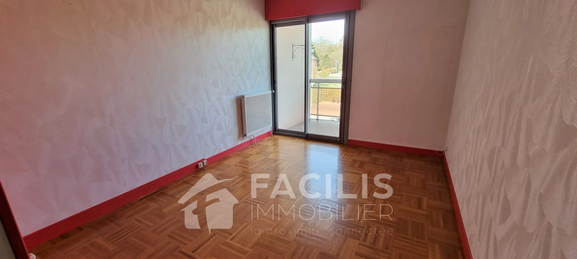 Appartement T5 112 m2 avec balcon à Bourg-en-Bresse 