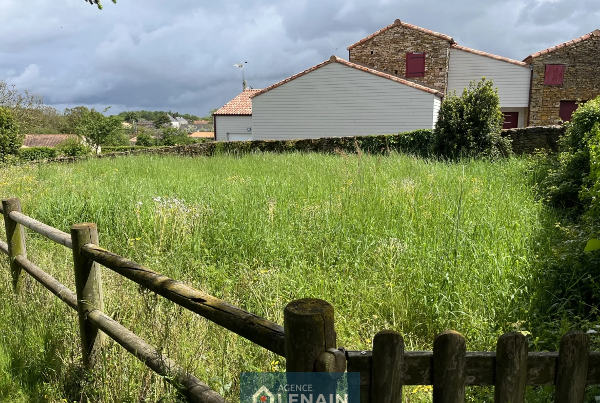 Maison à Bazoges-En-Pareds avec 4 chambres 