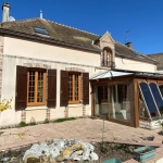 Fermette de Pays Spacieuse avec Jardin à Bray sur Seine