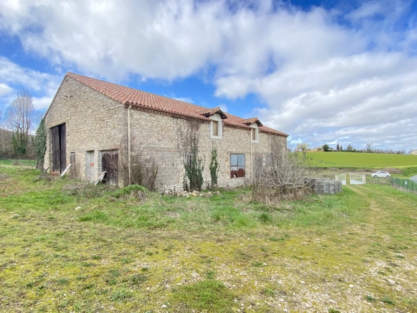 Grange à terminer de rénover à St Aubin