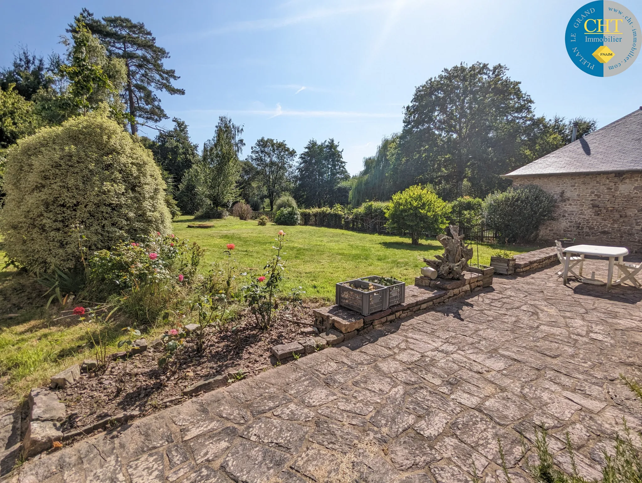 Plélan-Le-Grand : Maison en pierres de caractère à vendre 