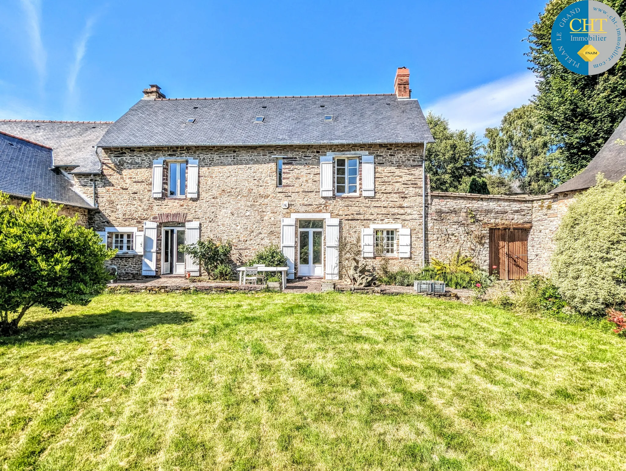 Plélan-Le-Grand : Maison en pierres de caractère à vendre 