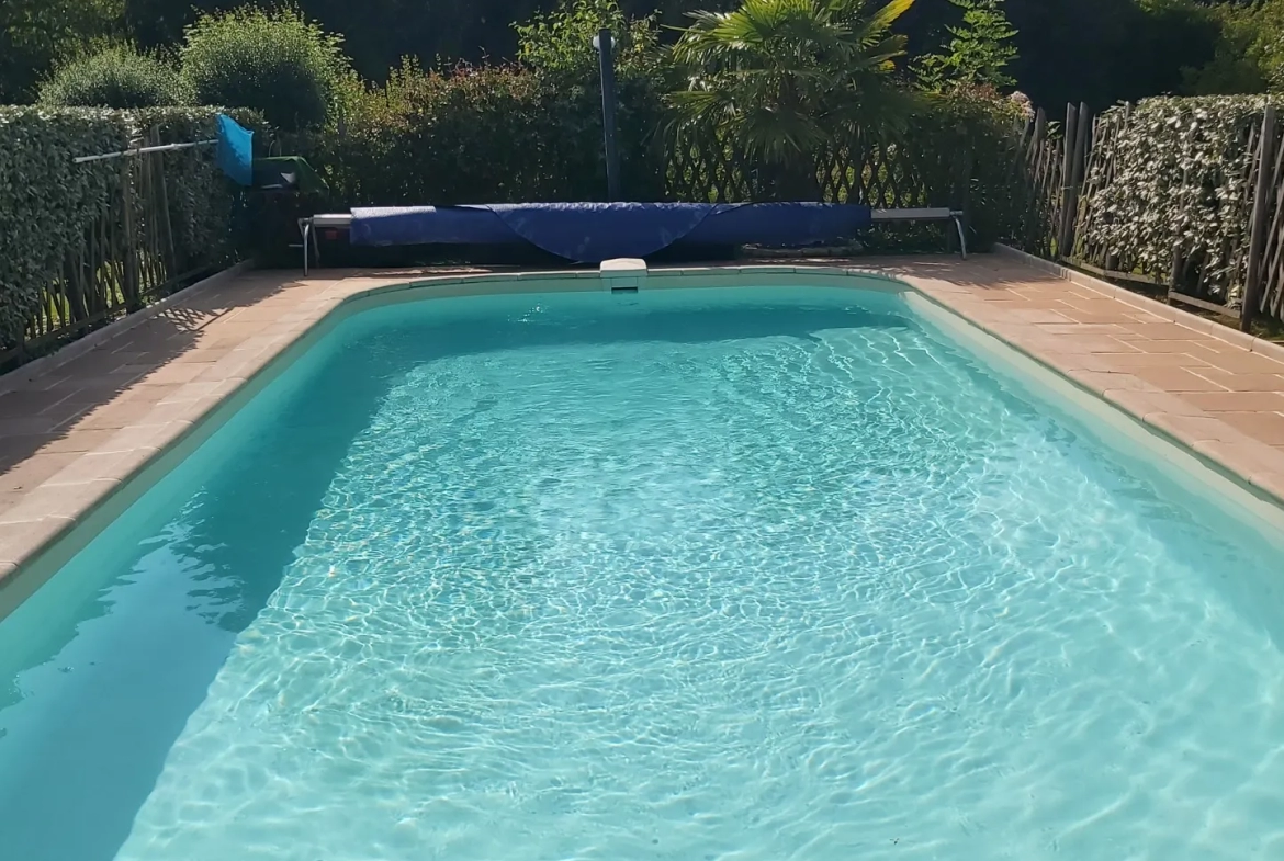 Longère Normande avec piscine à Livarot 