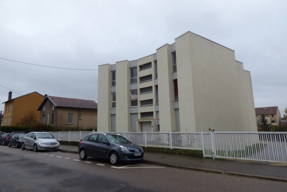 Essey-les-Nancy : Bel appartement T5 avec terrasse et garage 