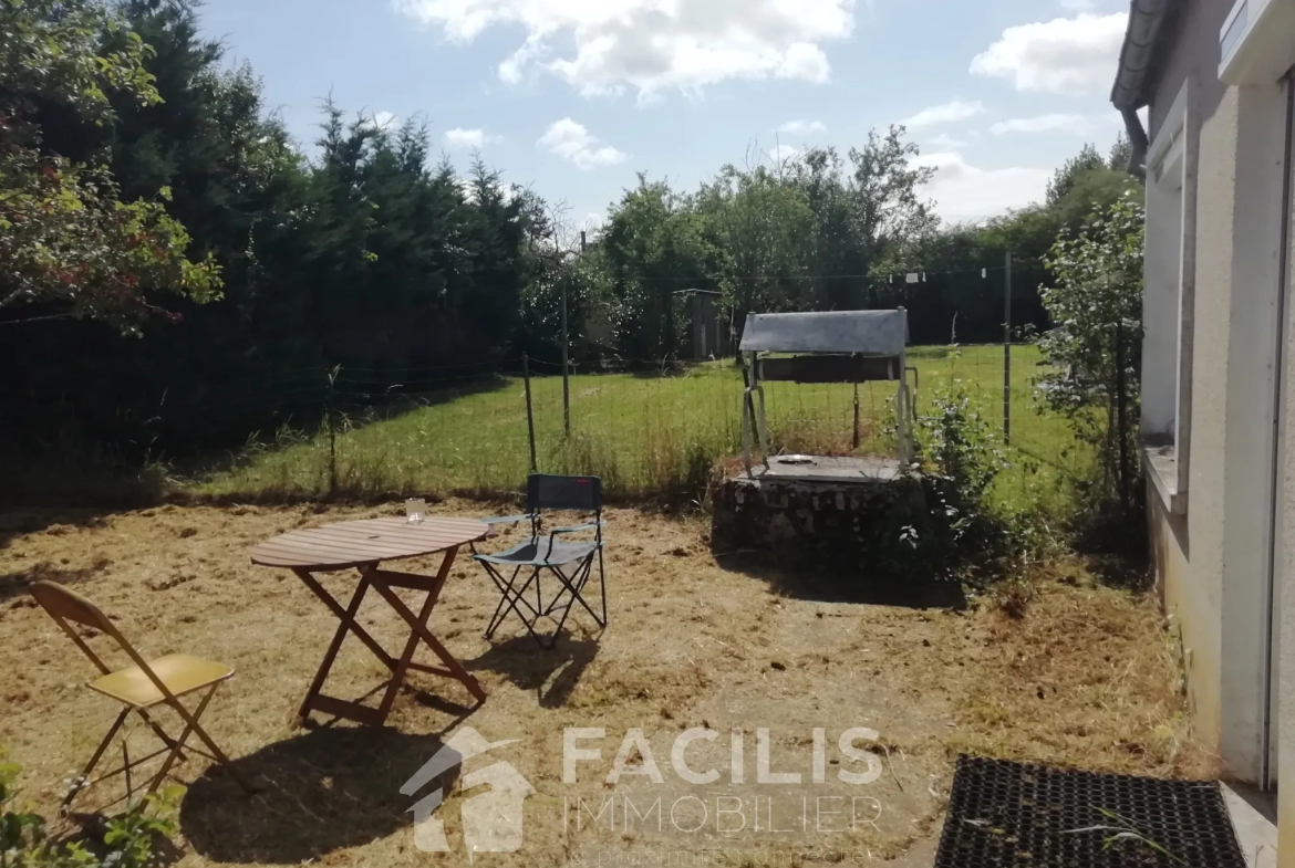 Longère type F2 avec grange attenante et 500 m2 de terrain à La Guerche sur l'Aubois 